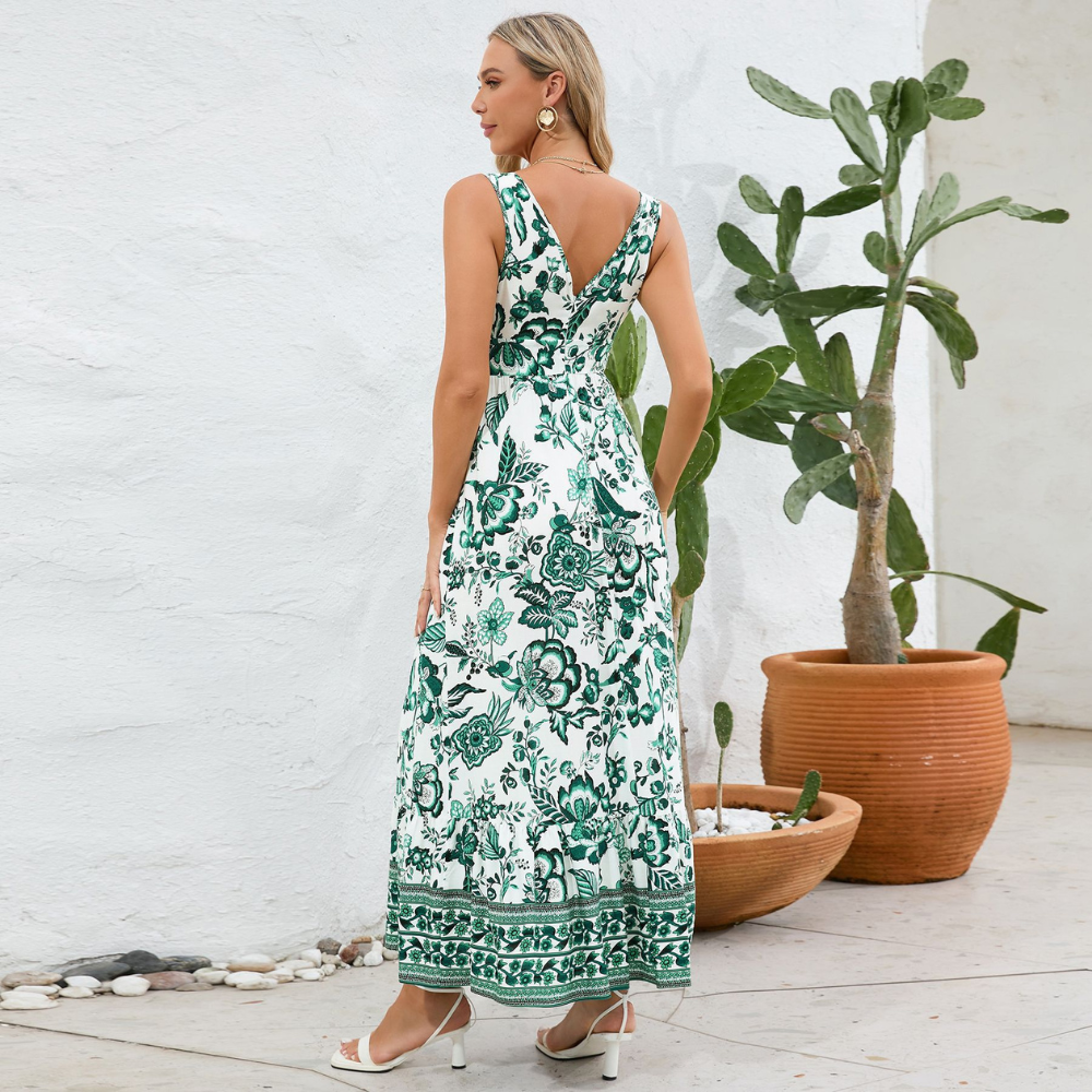 Gustava | Casual and Fashionable winter Dress